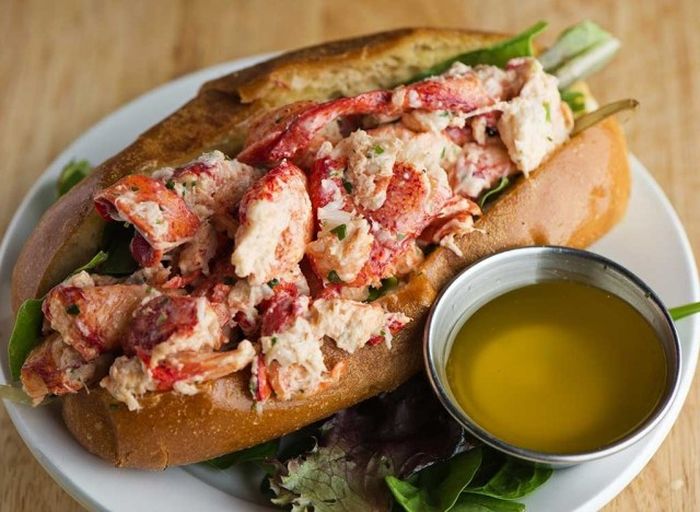 Lobster roll dari Conneticut
