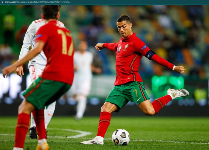 Megabintang timnas Portugal, Cristiano Ronaldo.