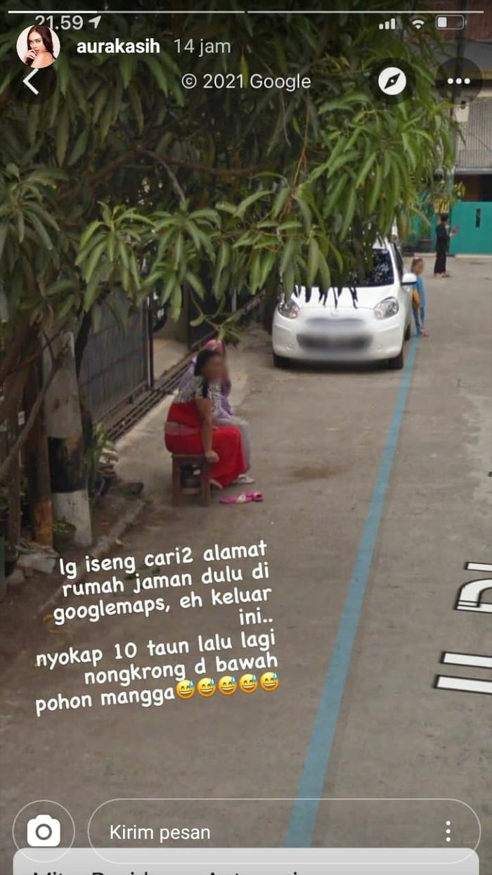 Aura Kasih iseng cari alamat rumah lama, temukan sang ibunda sedang duduk di pinggir jalan
