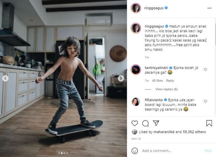 Dapur di rumah artis <a href='https://manado.tribunnews.com/tag/ringgo-agus-rahman' title='Ringgo Agus Rahman'>Ringgo Agus Rahman</a> dan Sabai Morscheck menjadi lokasi untuk main skateboard putra sulungnya 