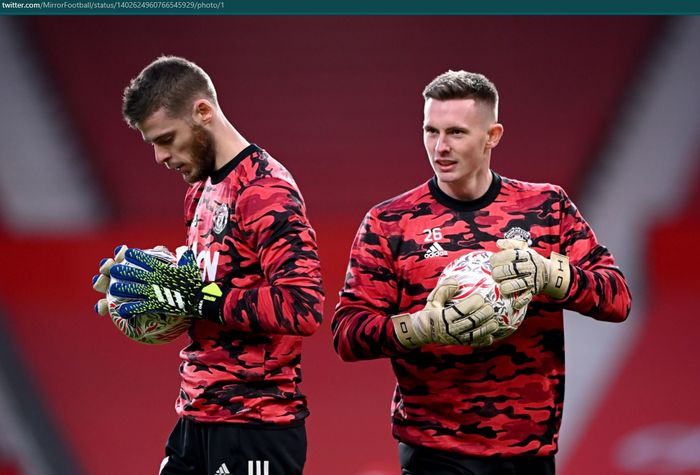 Dua kiper milik Manchester United, David de Gea dan Dean Henderson.