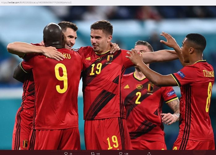 Para pemain timnas Belgia merayakan kemenangan atas timnas Rusia dalam matchday pertama Grup B Euro 2020.