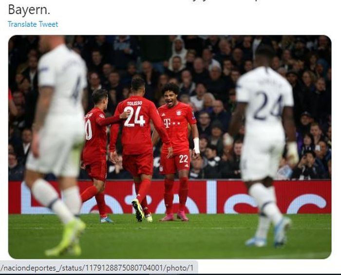 Momen Serge Gnabry merayakan salah satu golnya ke gawang Hugo Lloris dalam laga fase grup Liga Champions 2019-2020 yang mempertemukan Tottenham Hotspur dengan Bayern Muenchen di Tottenham Hotspur Stadium.