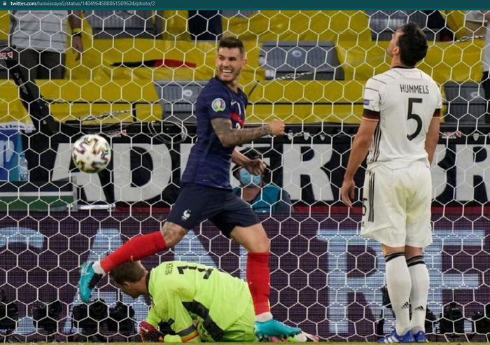Mats Hummels mencetak gol bunuh diri pada laga perdana Jerman di Grup F Euro 2020.