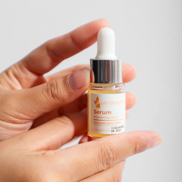 Saffbeautys Serum Brightening Saffron Niacinamide.