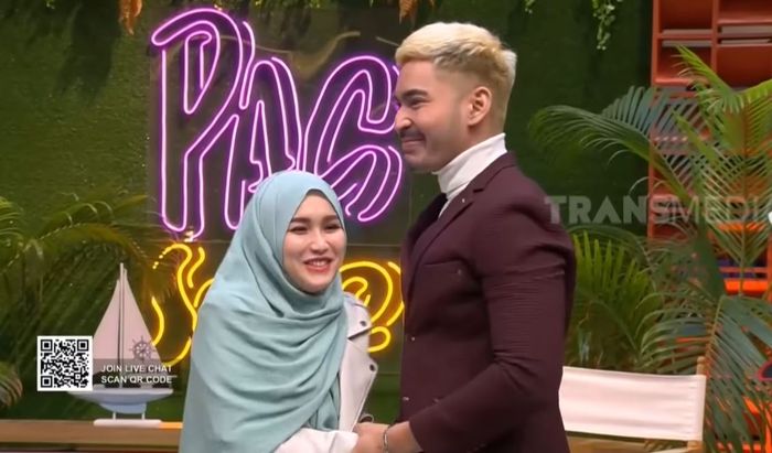 Youtube TRANS7 Lifestyle
Ayu Ting TIng dan Robby Purba