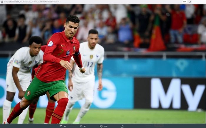 Megabintang timnas Portugal, Cristiano Ronaldo, dalam laga kontra Prancis pada penyisihan grup EURO 2020.