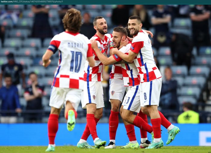 Timnas Kroasia merayakan gol dalam laga Euro 2020.
