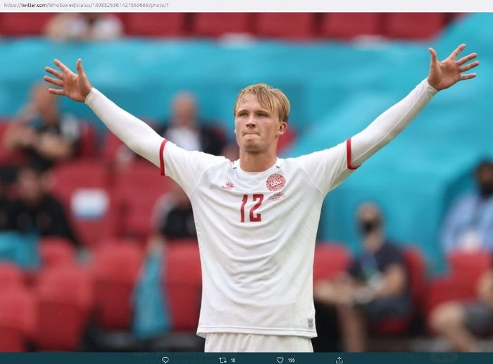 Selebrasi striker timnas Denmark, Kasper Dolberg, usai menjebol gawang Denmark.