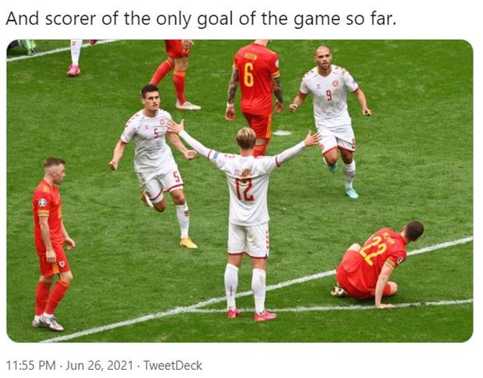 Momen pemain timnas Denmark merayakan gol yang diciptakan Kasper Dolberg ke gawang timnas Wales dalam laga babak 16 besar EURO 2020.