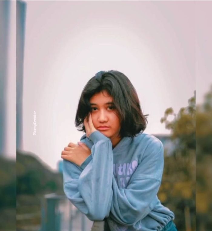 Amel yang mirip nike ardila