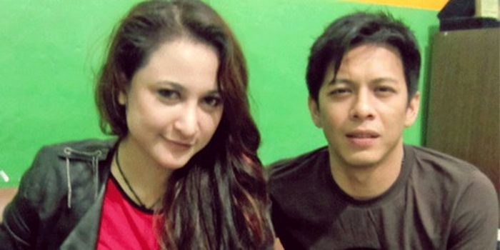 Foto <a href='https://manado.tribunnews.com/tag/rinada' title='Rinada'>Rinada</a> dan Ariel Noah