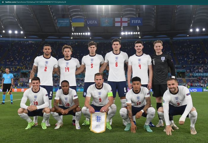 Skuad timnas Inggris kala berlaga melawan timnas Ukraina pada perempat final EURO 2020.