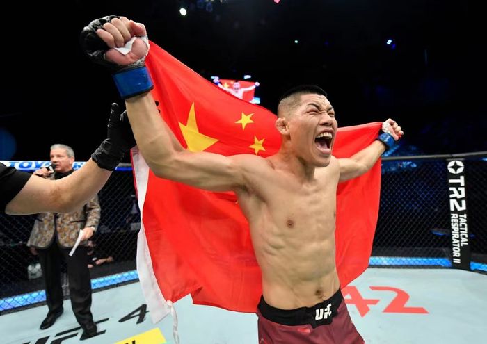 Jagoan UFC asal China, Li Jingliang.