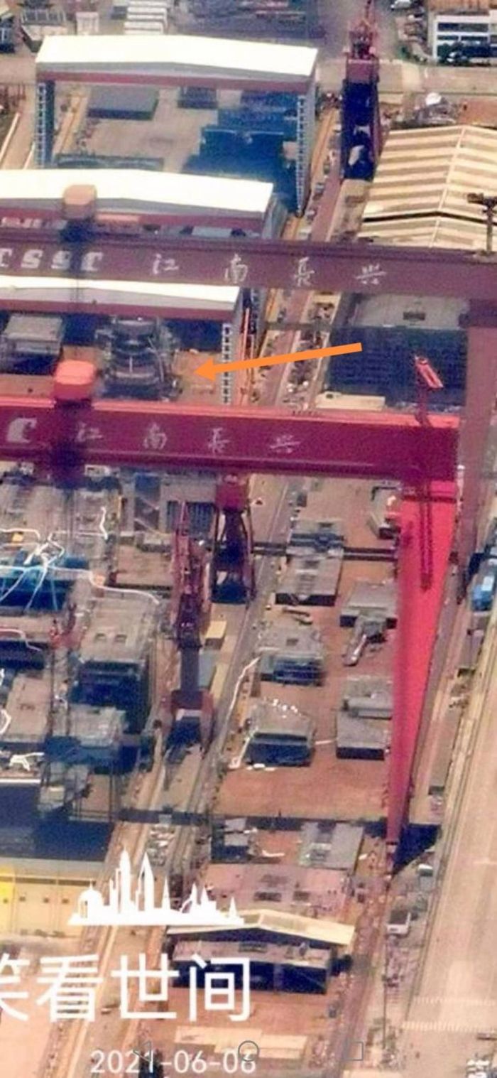 Kapal induk terbesar China 