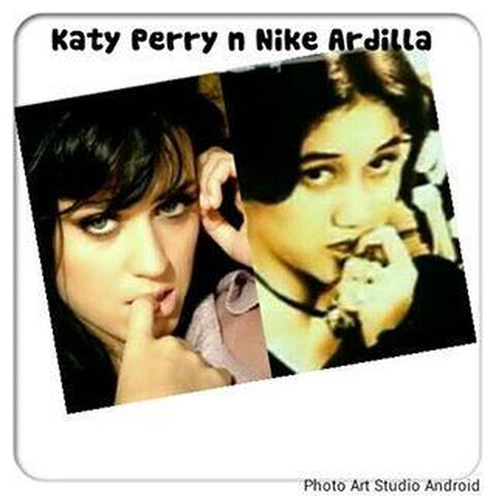 Perbandingan Foto Katy Perry dan Nike Ardilla, Bak Kembar Beda Zaman! -  Semua Halaman - HIts