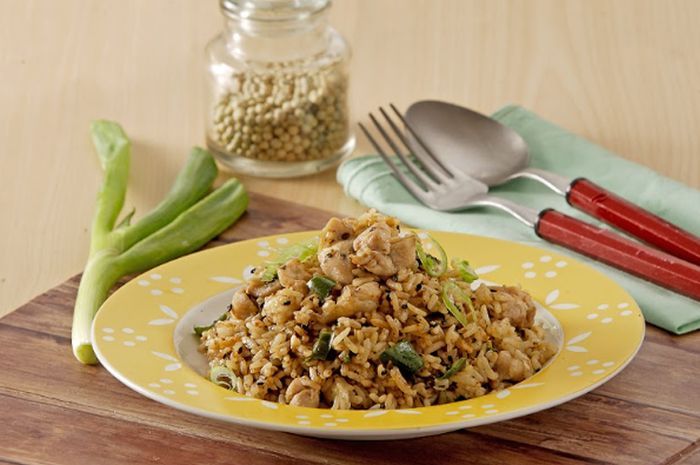 Menu Makan Malam Lezat dan Praktis, Coba Buat 4 Resep Nasi Goreng Ini