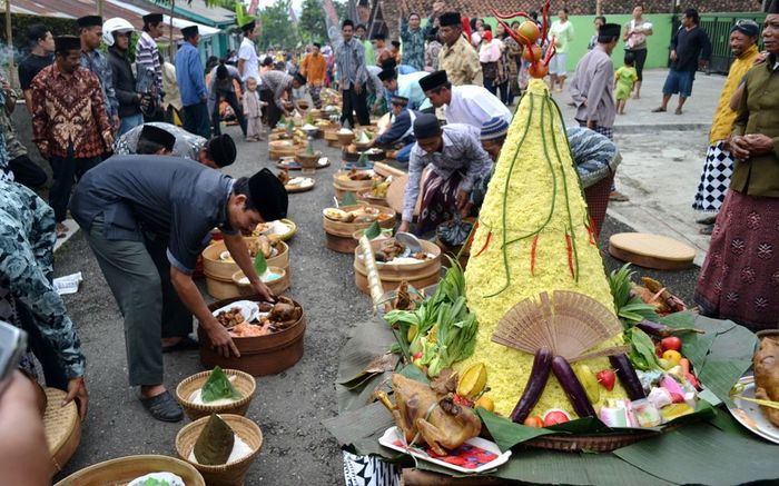 Jawaban Contoh Sikap Menghargai Keberagaman dan Sikap Tidak Menghargai