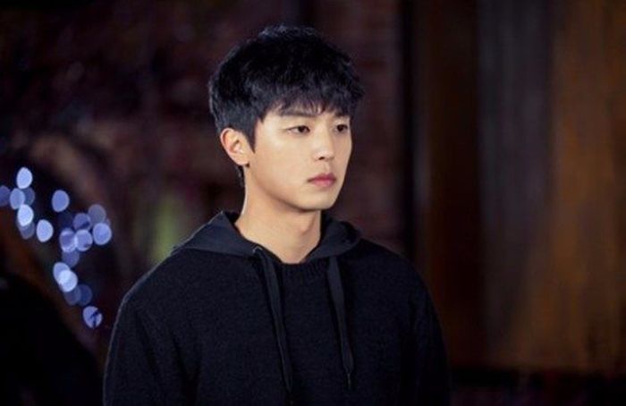 Yeon Woo Jin di Introverted Boss
