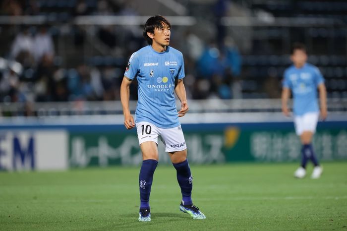 Shunsuke Nakamura, pemain gaek Yokohama FC di Liga Jepang 2021.