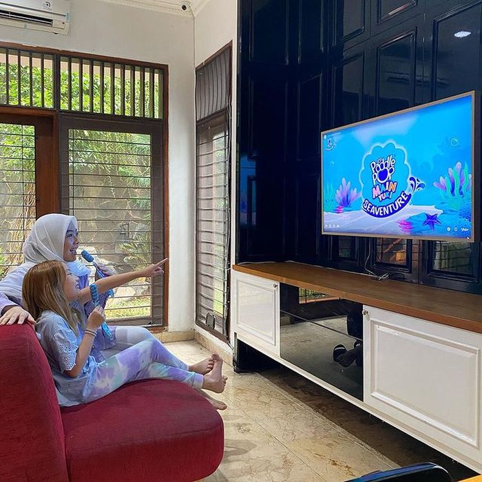 Rumah Dian Ayu dan Ananda Omesh