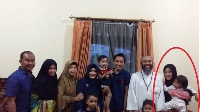 Ulfa istri <a href='https://manado.tribunnews.com/tag/syekh-puji' title='Syekh Puji'>Syekh Puji</a>