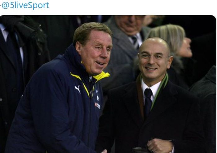 Harry Redknapp berdiskusi dengan Chairman Tottenham Hotspur, Daniel Levy.