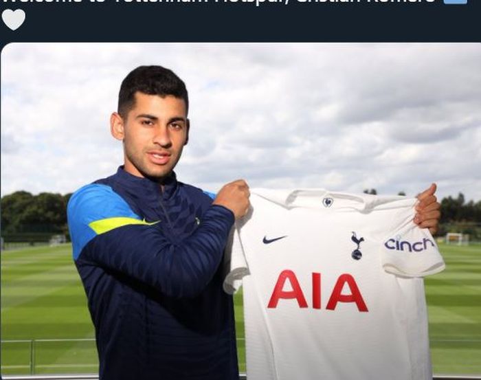 Cristian Romero resmi bergabung dengan Tottenham Hotspur pada musim panas 2021