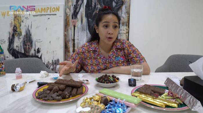 Nagita Slavina review cokelat