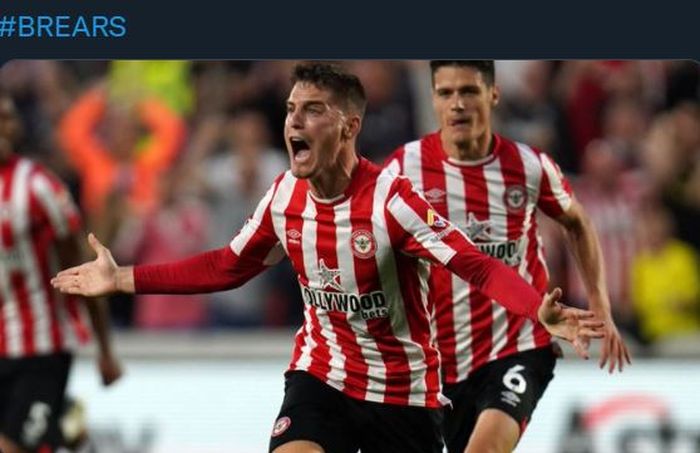 Sergi Canos cetak gol Brentford ke gawang Arsenal, sekaligus lesakan perdana di Liga Inggris 2021-2022.