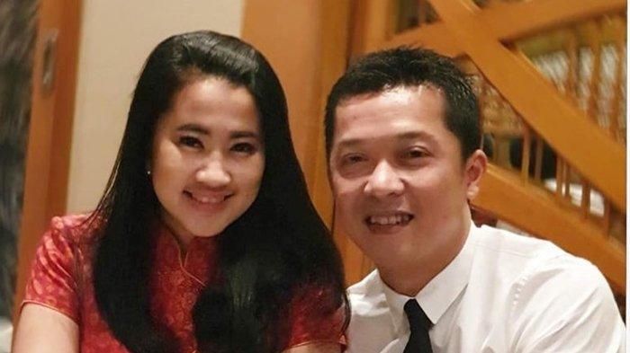 Ami Gumelar dan Taufik Hidayat