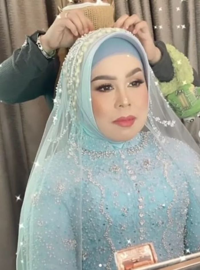 Penampilan ibu Lesti Kejora saat akad nikah