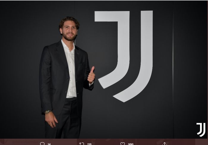 Manuel Locatelli, resmi bergabung dengan Juventus.