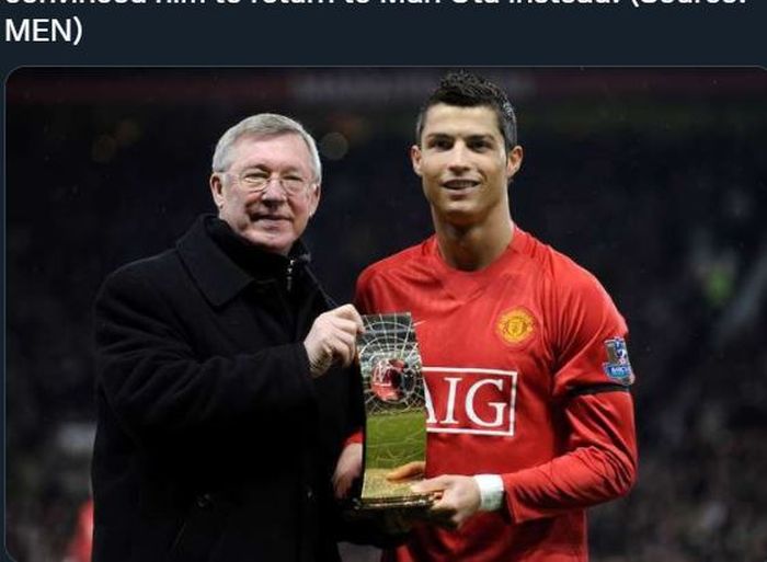 Cristiano Ronaldo bersama Sir Alex Ferguson saat masih di Manchester United.