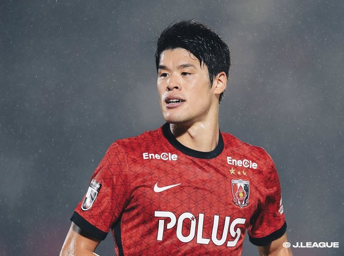 Hiroki Sakai, pemain Urawa Red Diamonds yang membela timnas Jepang di Piala Dunia 2022.