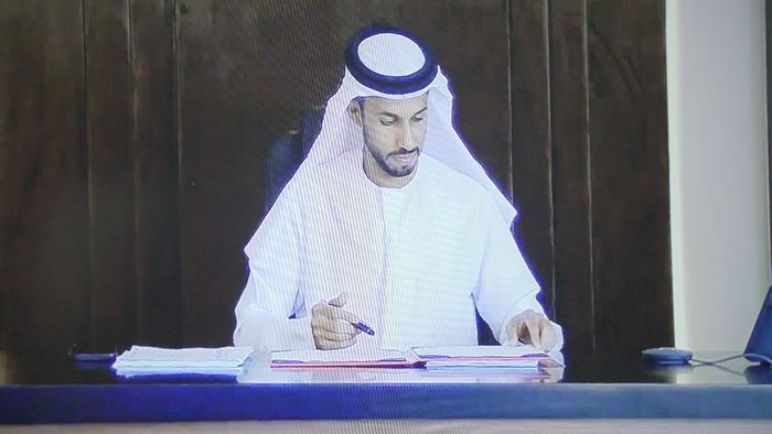 Sekretaris Jenderal Mohammed Hazzam Al Dhaheri yang mewakili federasi sepak bola Uni Emirat Arab (UEA FA) dalam penandataganan kerja sama dengan PSSI Senin, (30/8/2021).