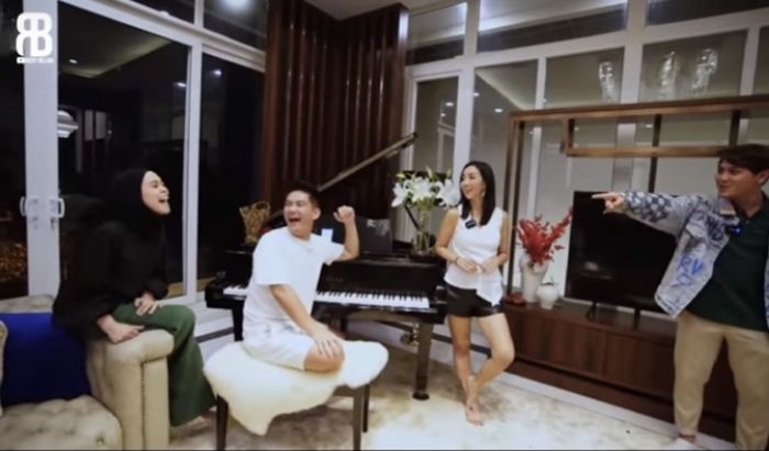 Lesty Kejora, Rizky Billar bersama Boy William