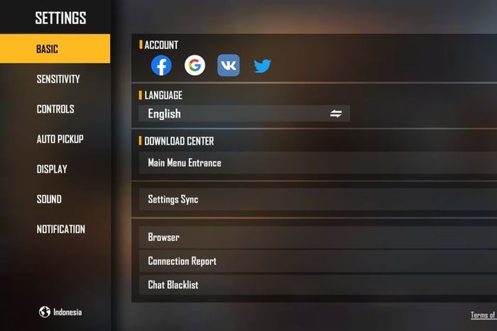 Free Fire Settings menu for linking accounts on Google, Facebook, and Twitter