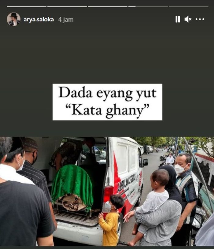 Arya Saloka berduka cita