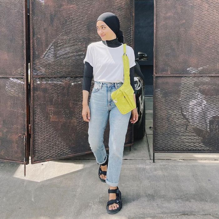 Inspirasi OOTD hijab ala Ayudia Bing Slamet.