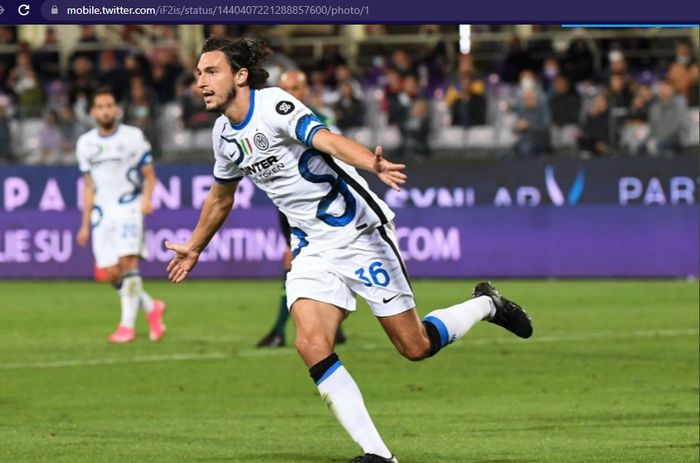 Pemain Inter Milan, Matteo Darmian, merayakan gol ke gawang Fiorentina dalam pertandingan pekan kelima Liga Italia 2021-2022 Selasa (21/9/2021) waktu setempat atau Rabu pukul 01.45 WIB. 