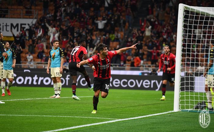 Brahim Diaz sumbang satu gol dalam kemenangan 2-0 AC Milan atas Venezia.