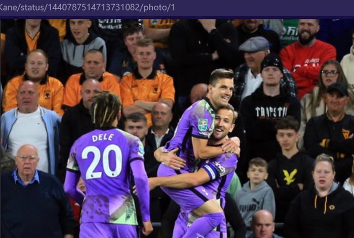 Para pemain Tottenham Hotspur merayakan gol ke gawang Wolverhampton Wanderers dalam laga babak ketiga Piala Liga Inggris 2021-2022 pada Rabu (22/9/2021) waktu setempat atau Kamis pukul 01.45 dini hari WIB.