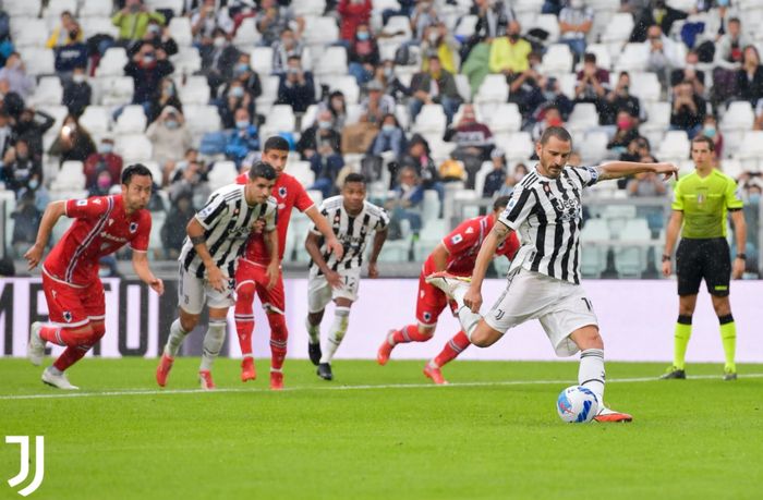 Momen Leonardo Bonucci mencetak gol ke gawang Sampdoria pada laga pekan keenam Liga Italia 2021-2022.