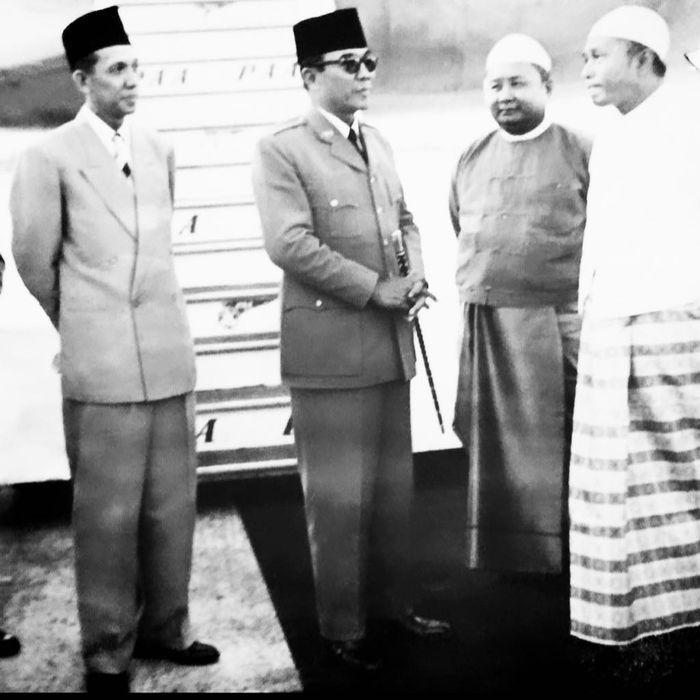 Prof. Dr. KH Abdulla Siddik SH kala dampingi Presiden Soekarno
