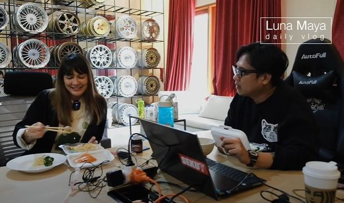 Luna Maya dan Gofar Hilman