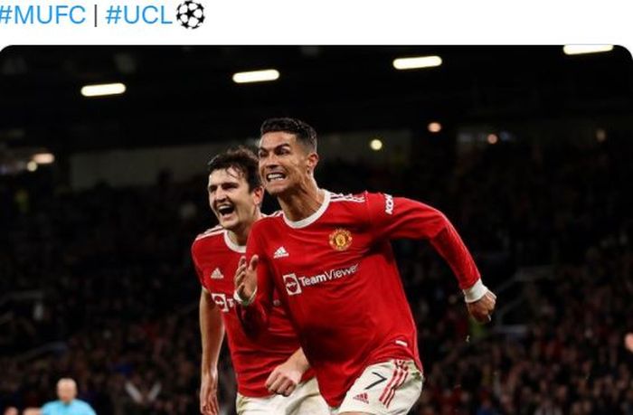 Megabintang Manchester United, Cristiano Ronaldo, merayakan gol ke gawang Atalanta dalam laga Grup F Liga Champions di Stadion Old Trafford, Rabu (20/10/2021).