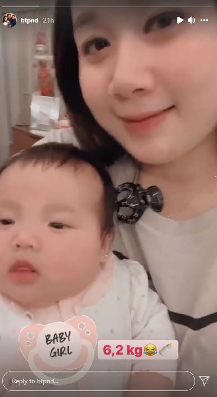 Istri muda Ahok dan anak keduanya