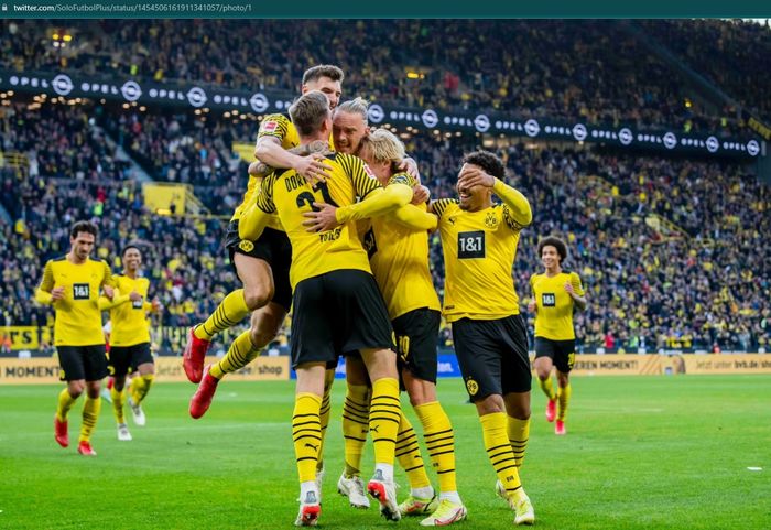 Borussia Dortmund berhasil meraih kemenangan 2-0 atas FC Koeln dalam lanjutan laga Bundesliga 2021-2022.