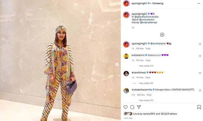 Unggahan <a href='https://medan.tribunnews.com/tag/ayu-ting-ting' title='Ayu&nbsp;Ting&nbsp;Ting'>Ayu&nbsp;Ting&nbsp;Ting</a> saat menghadiri acara resepsi pernikahan <a href='https://medan.tribunnews.com/tag/ria-ricis' title='Ria&nbsp;Ricis'>Ria&nbsp;Ricis</a> dan <a href='https://medan.tribunnews.com/tag/teuku-ryan' title='Teuku&nbsp;Ryan'>Teuku&nbsp;Ryan</a>. 